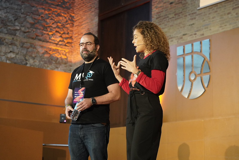 Lena y Miguel, WCVL25